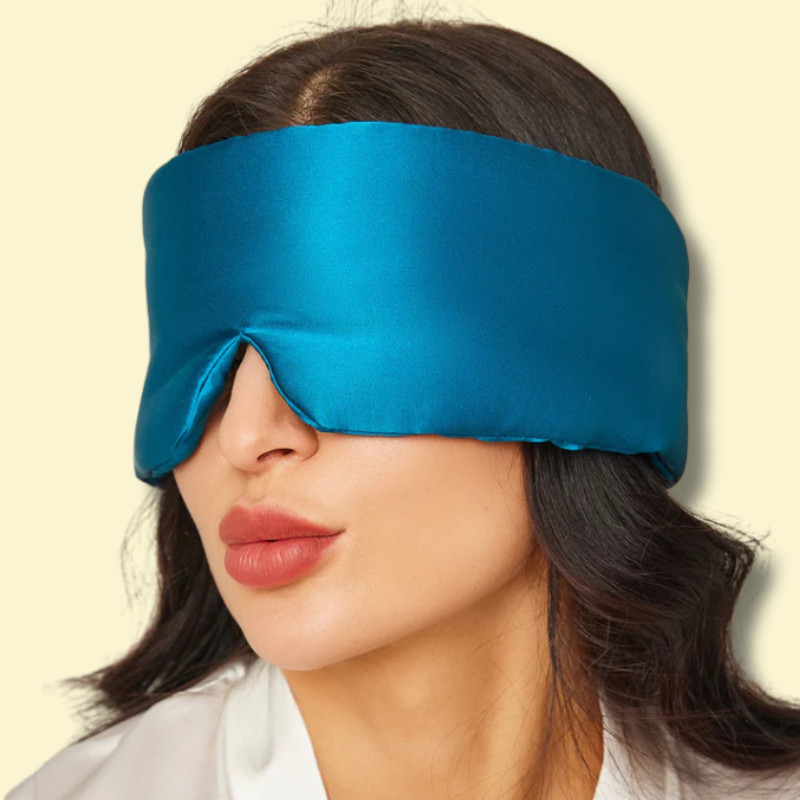 Clermontier Eclipse Silk Sleep Mask - Feature image 2