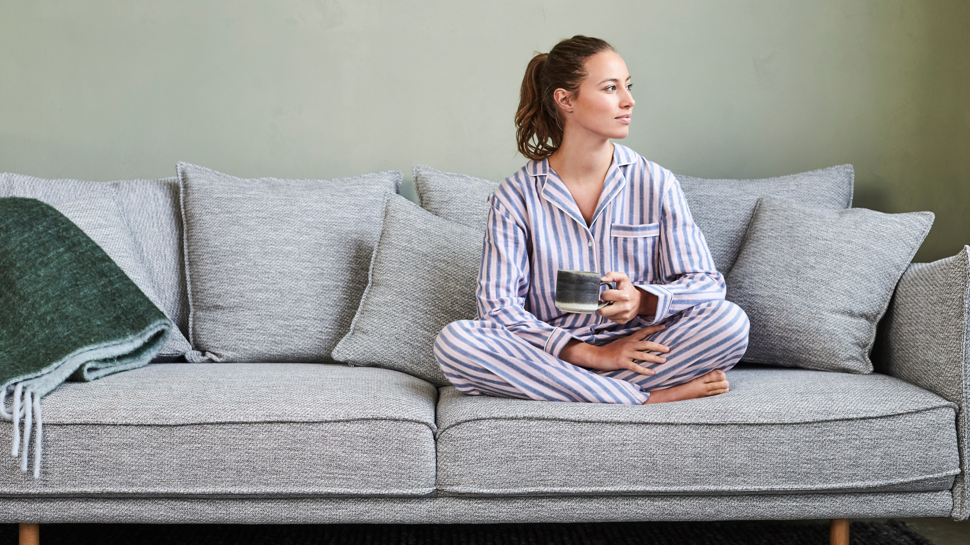 Cozy Gifts for Homebodies: The “Stay In” Gift Guide