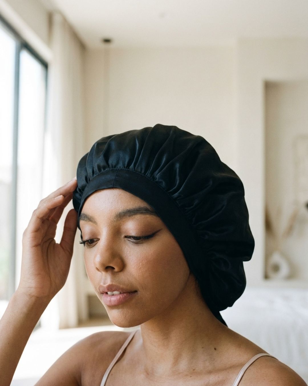 Nocturne Ribbons Satin Bonnet Black