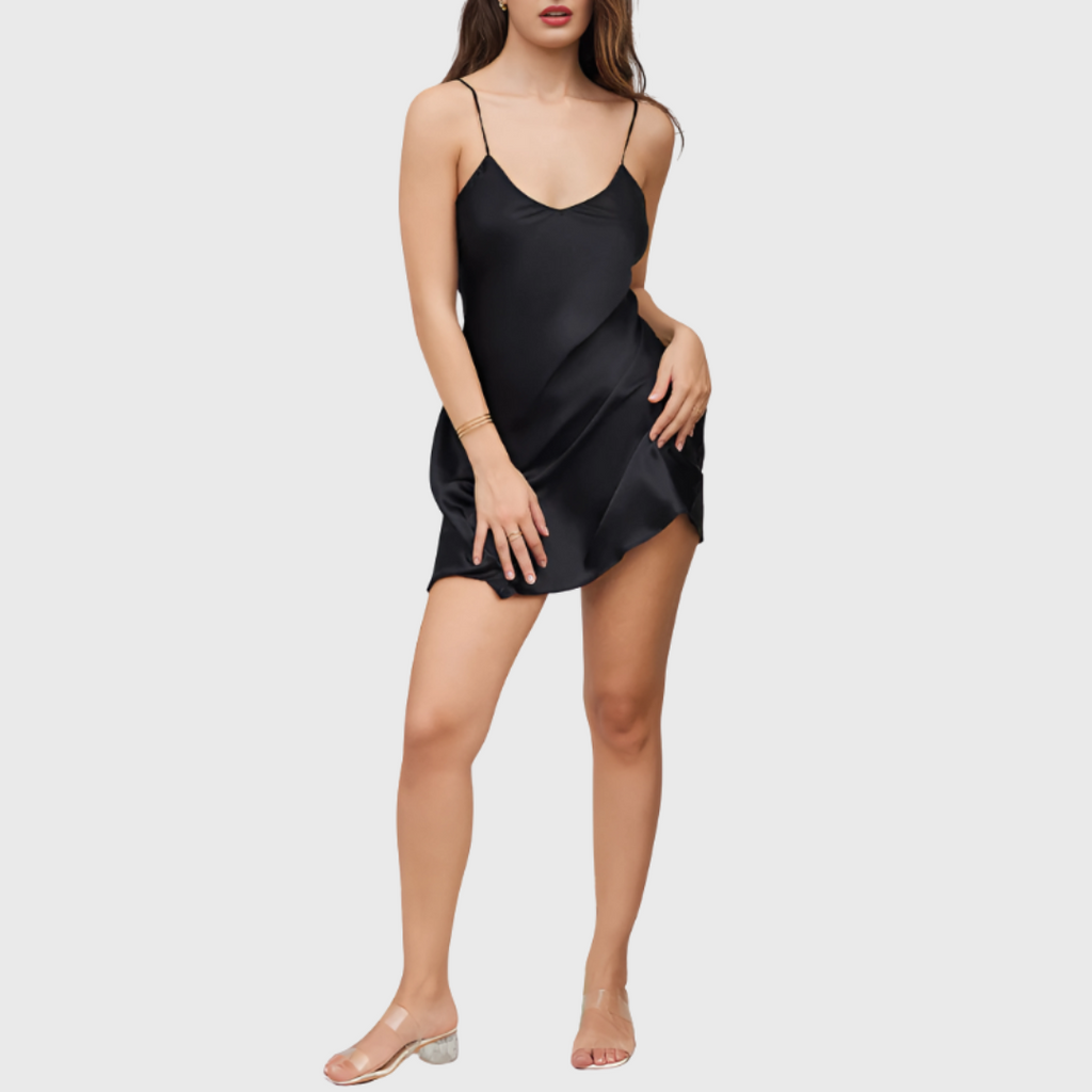 Amour en Soie Satin Nightgown